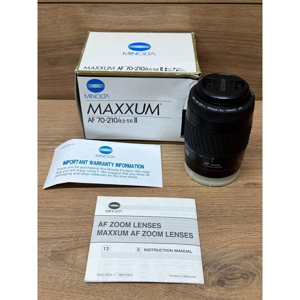 Minolta Maxxum AF 70-210mm F4.5-5.6 II Black Lens w/ Box